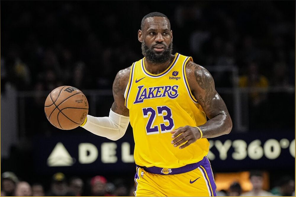 LeBron James hy vọng ký hợp đồng mới với Lakers - -1579516641