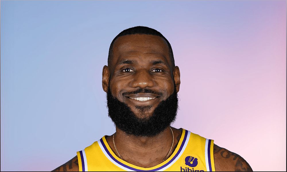 LeBron James hy vọng ký hợp đồng mới với Lakers - 211642622