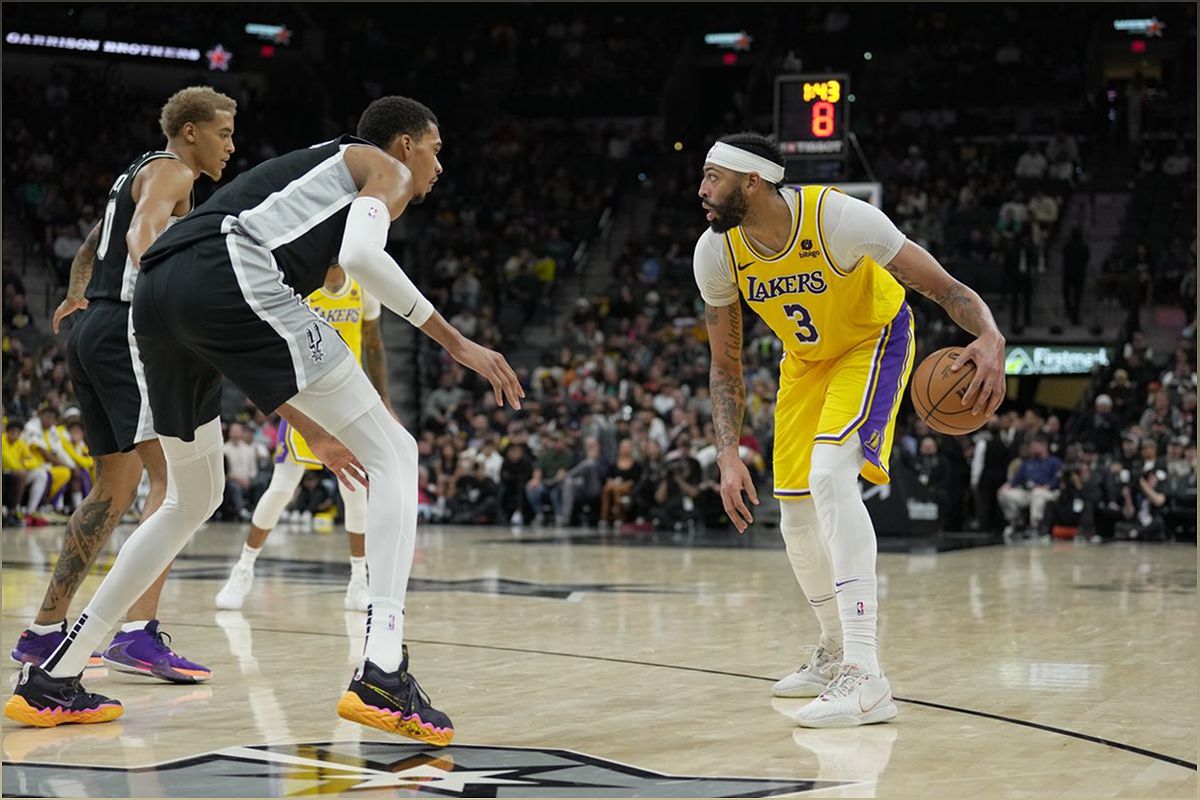 Spurs vs. Lakers: Dự đoán, nhận định trận đấu và lựa chọn cá cược NBA - 170326253