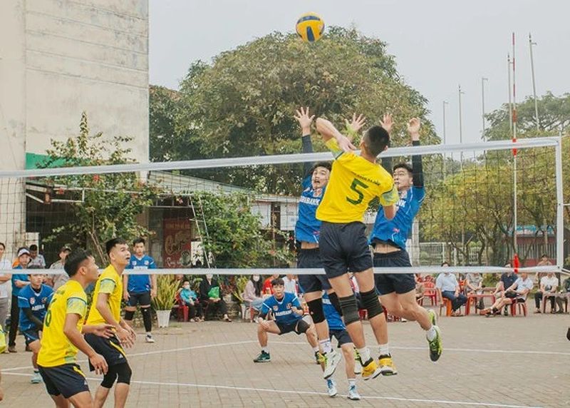 Giải bóng chuyền nam thanh niên tỉnh Quảng Bình: Giao lưu rèn luyện kỹ năng và tăng cường sức khỏe - -159568976